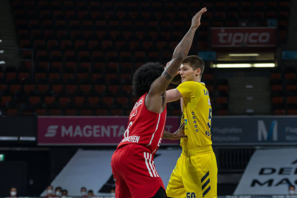 静与策略性 静与策略性