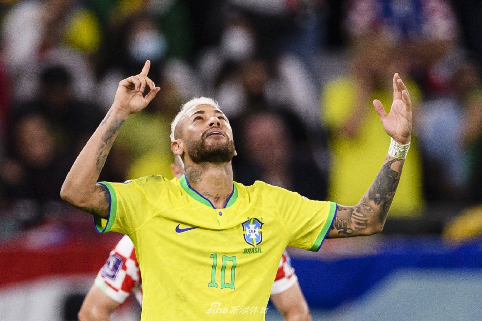 赛中展现出 赛中展现出