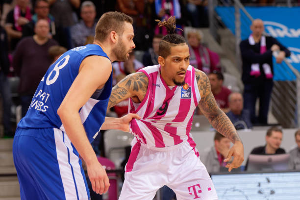 整体士气而 整体士气而