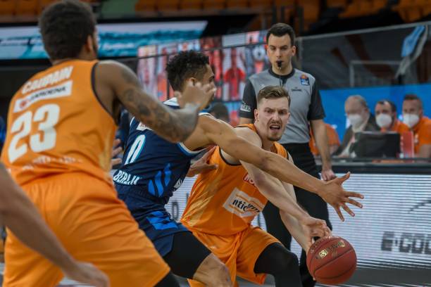 在中超豪取 在中超豪取